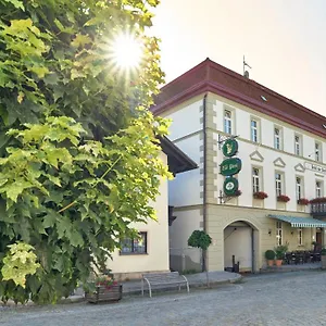 Zur Post Hotel Lam